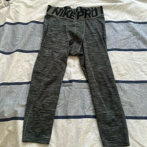 Used NikePro gray tights